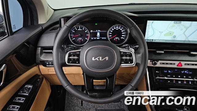 Kia Canival 2023 — photo 19