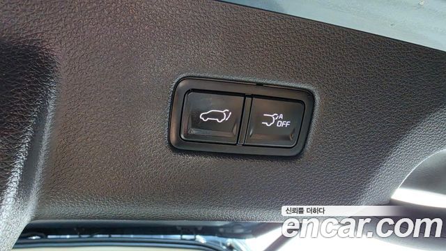 Kia Canival 2023 — photo 33