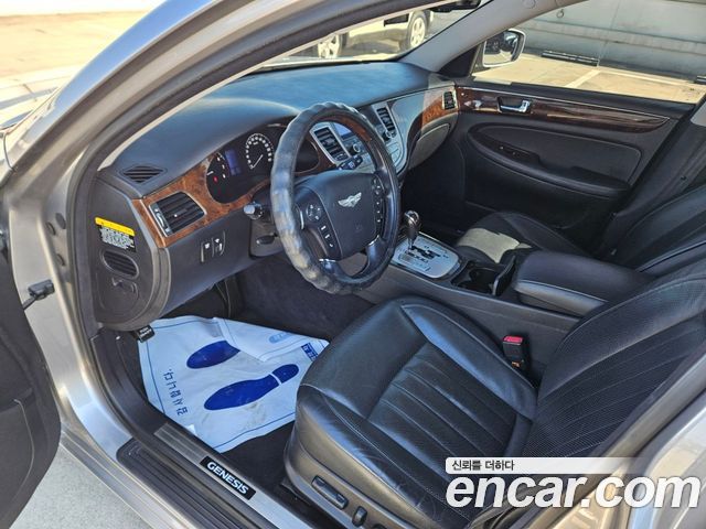 Hyundai Genesis 2008 — photo 10