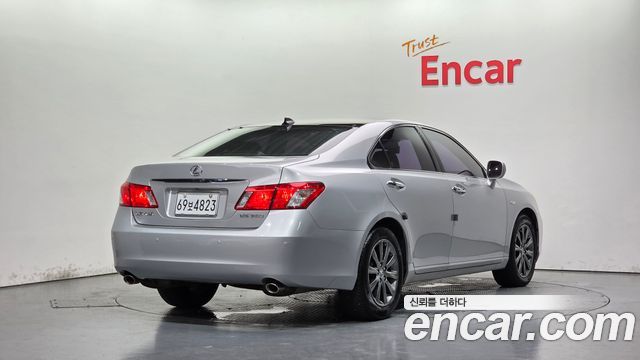 Lexus ES 2009 — photo 2