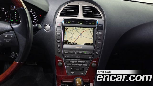 Lexus ES 2009 — photo 20