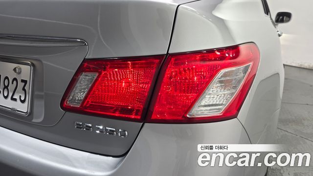 Lexus ES 2009 — photo 9