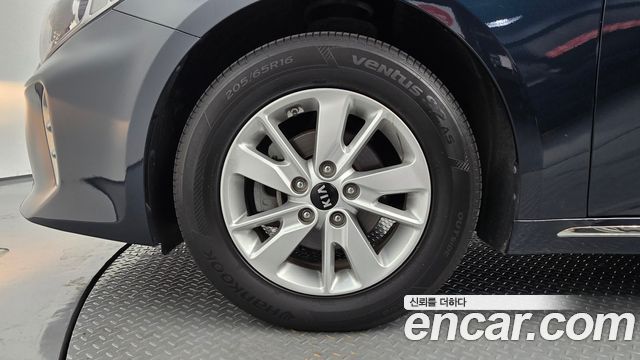 Kia K5 2016 — photo 5