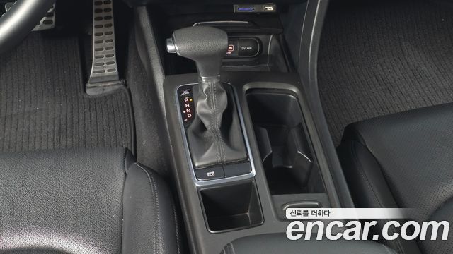 Kia K5 2016 — photo 12