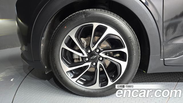 Chevrolet Korea 볼트 EUV 2023 — photo 5