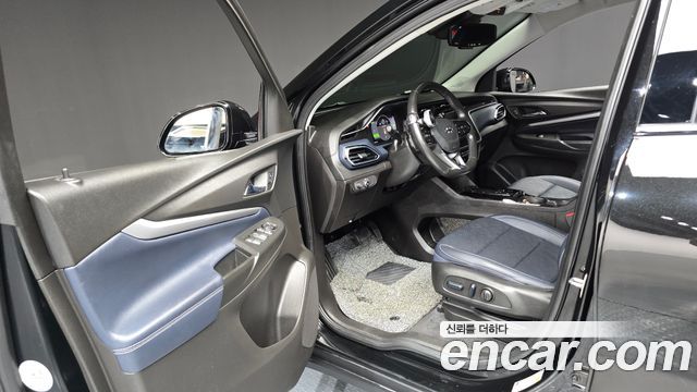 Chevrolet Korea 볼트 EUV 2023 — photo 10