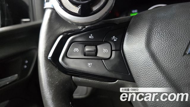 Chevrolet Korea 볼트 EUV 2023 — photo 15