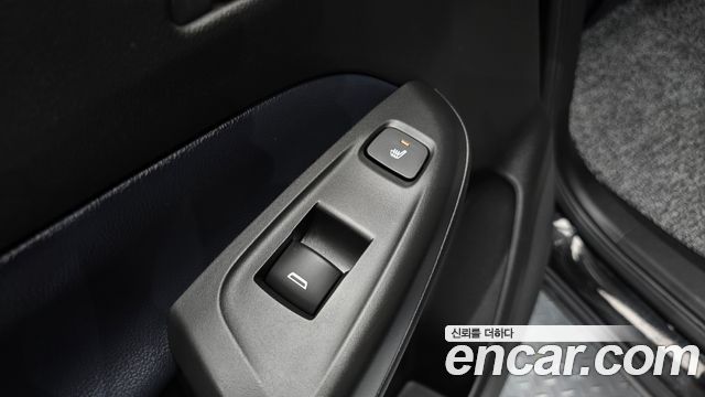 Chevrolet Korea 볼트 EUV 2023 — photo 16