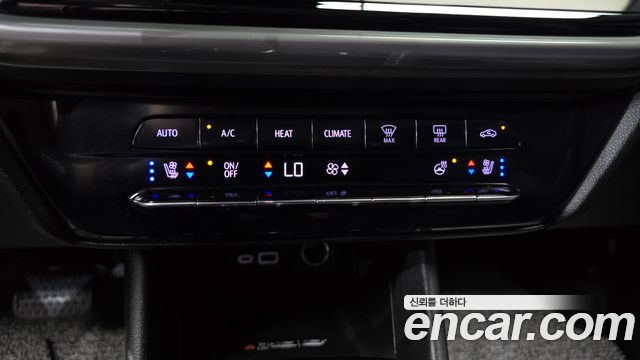 Chevrolet Korea 볼트 EUV 2023 — photo 19