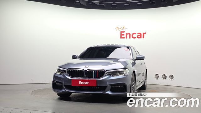 BMW 5-Series 2019 — photo 3