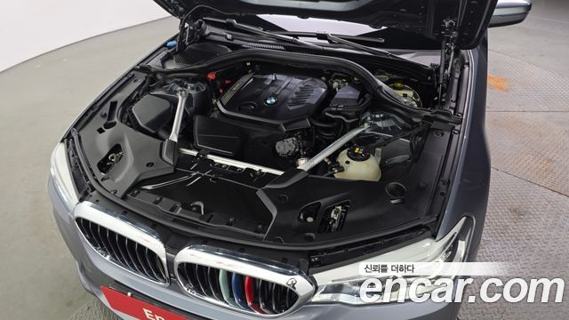 BMW 5-Series 2019 — photo 6