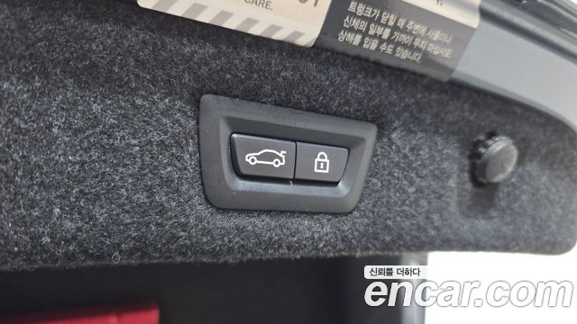 BMW 5-Series 2019 — photo 20