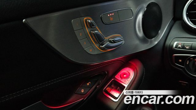 Mercedes-Benz C-Class 2020 — photo 26