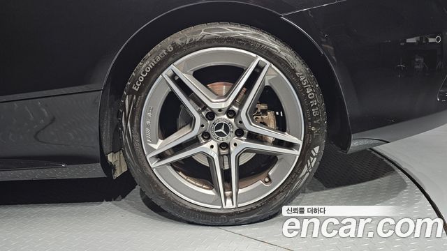 Mercedes-Benz C-Class 2020 — photo 7