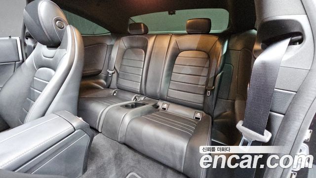 Mercedes-Benz C-Class 2020 — photo 16