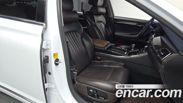 Genesis EQ900 2016 — photo 12
