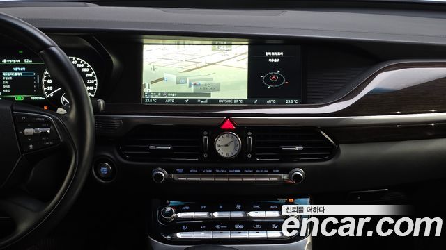 Genesis EQ900 2016 — photo 14
