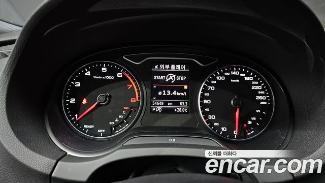 Audi A3 2020 — photo 11