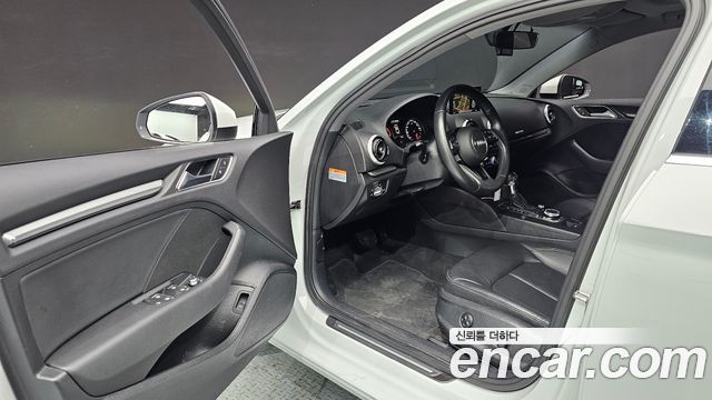 Audi A3 2020 — photo 13