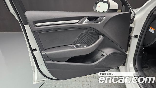 Audi A3 2020 — photo 14