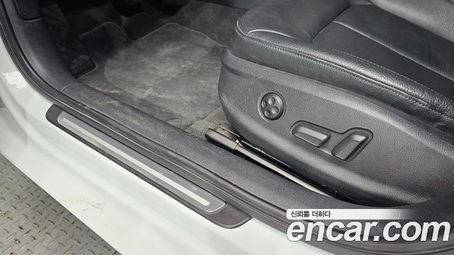 Audi A3 2020 — photo 31