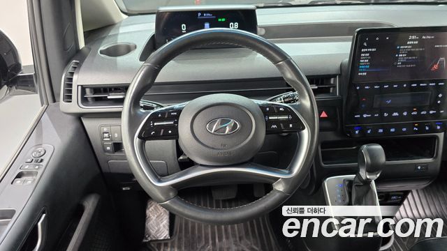 Hyundai Staria 2023 — photo 13