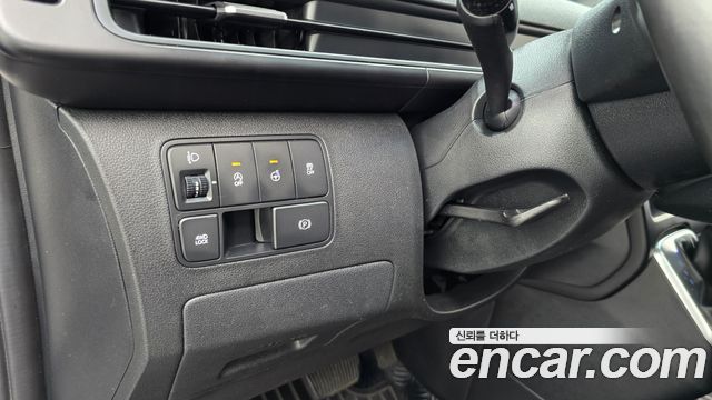 Hyundai Staria 2023 — photo 18