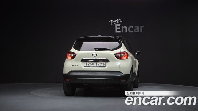 Renault Korea QM3 2016 — photo 4