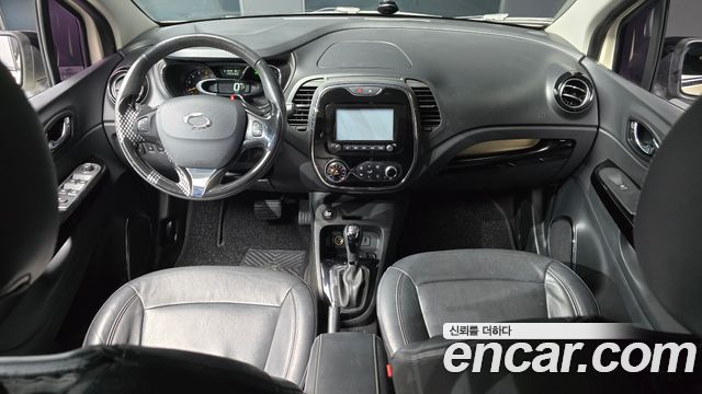 Renault Korea QM3 2016 — photo 10