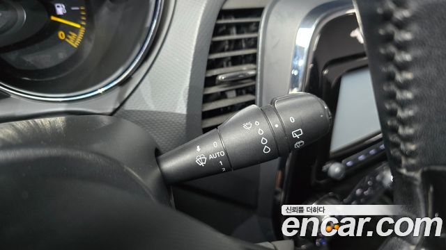 Renault Korea QM3 2016 — photo 25