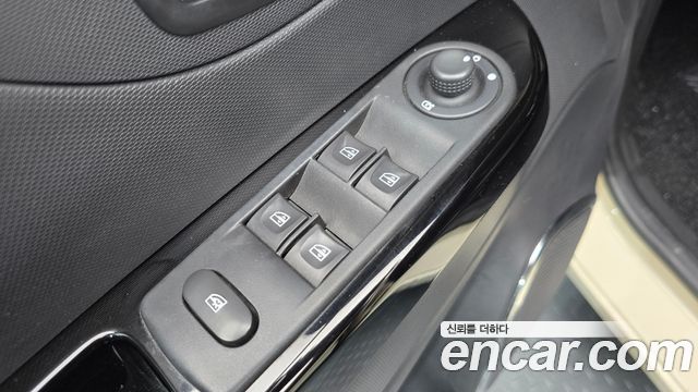 Renault Korea QM3 2016 — photo 26