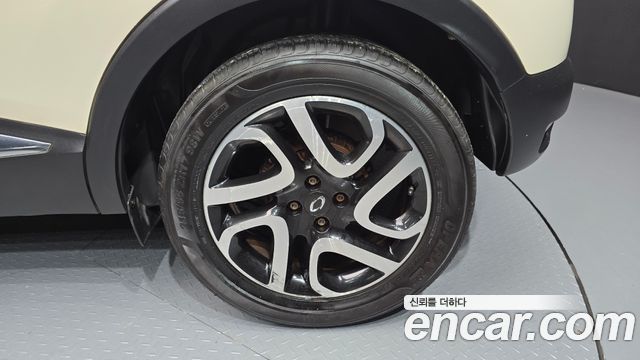 Renault Korea QM3 2016 — photo 7