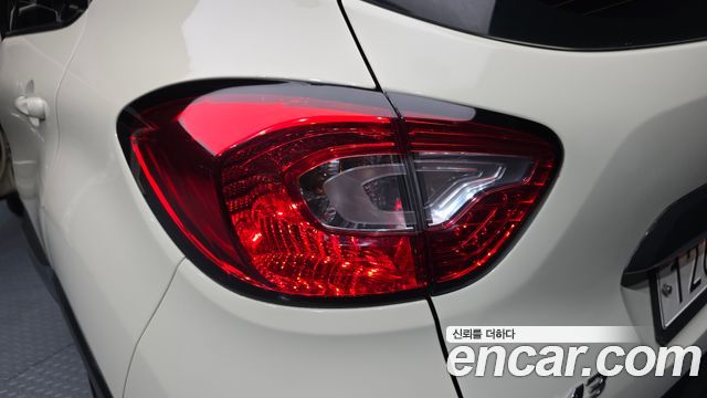 Renault Korea QM3 2016 — photo 9