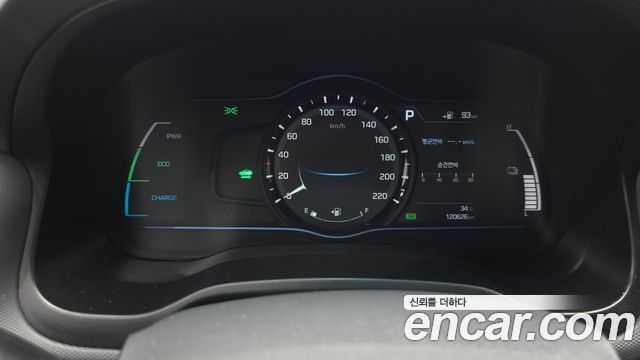 Hyundai Ioniq 2016 — photo 11