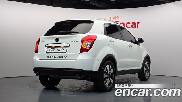 KG Mobility KORANDO 2015 — photo 2