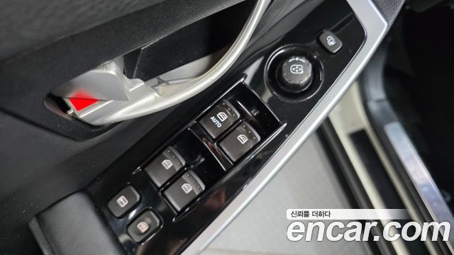 KG Mobility KORANDO 2015 — photo 11