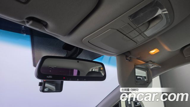 KG Mobility KORANDO 2015 — photo 16