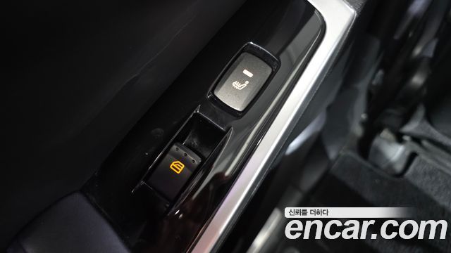 KG Mobility KORANDO 2015 — photo 18
