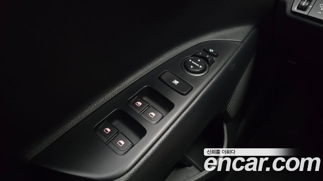Kia Stonic 2019 — photo 17