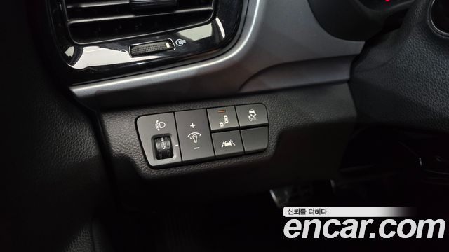 Kia Stonic 2019 — photo 18