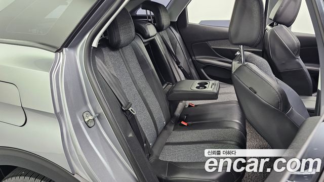 Peugeot 3008 2017 — photo 11