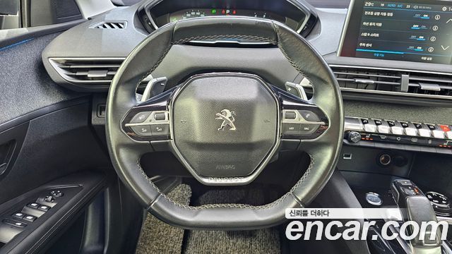 Peugeot 3008 2017 — photo 12