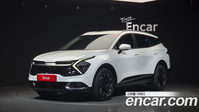 Kia Sportage 2023 — photo 1