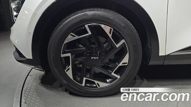 Kia Sportage 2023 — photo 5