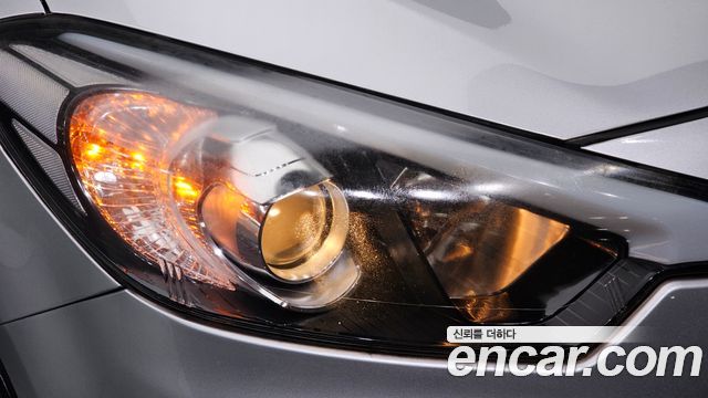 Kia K3 2013 — photo 8