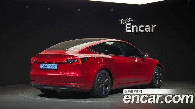 Tesla Model 3 2021 — photo 2