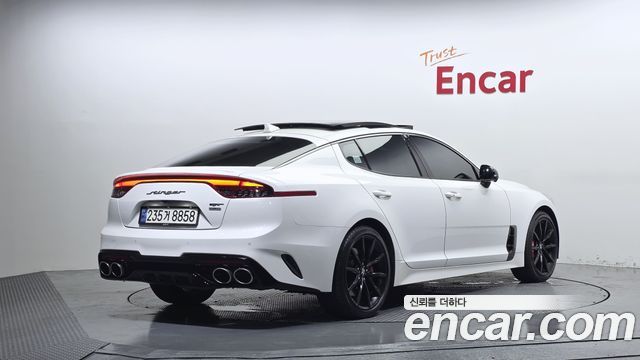 Kia Stinger 2021 — photo 2