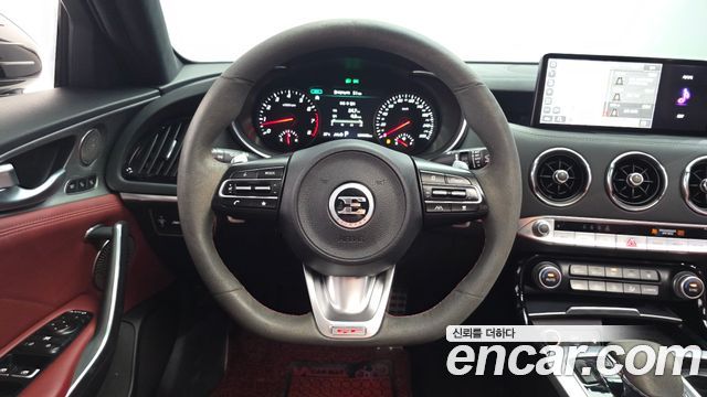 Kia Stinger 2021 — photo 13