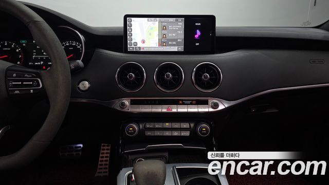 Kia Stinger 2021 — photo 14