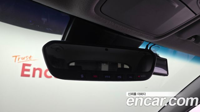 Hyundai Kona 2018 — photo 16